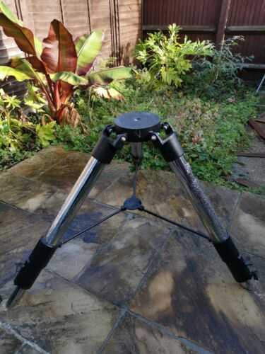 Meade Giant Field Tripod