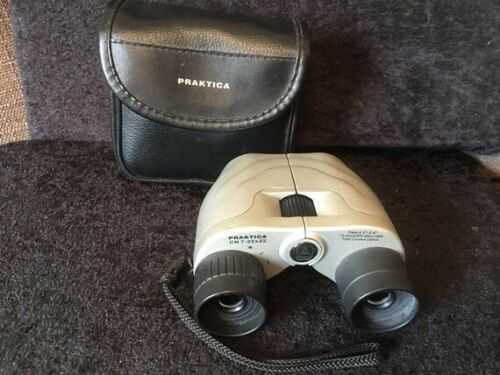 Vintage Praktica CN7 22x22 Zoom Binoculars and original Case