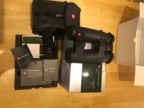 new 10 x42 Leica 3200.com Binoculars