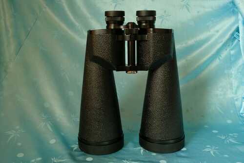 BINOCULARS ..HELIOS STELLAR  30 x 80 ( please read further )