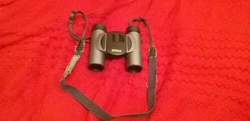 NIKON SPORTSTAR 3 10X25 BINOCULARS