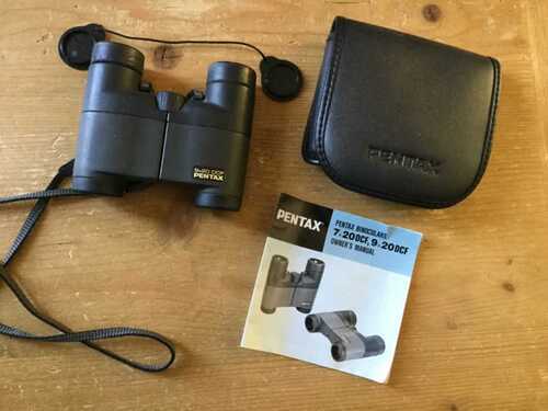 PENTAX 9 x 20 DCF BINOCULARS WITH CASE AND INSTRUCTIONS