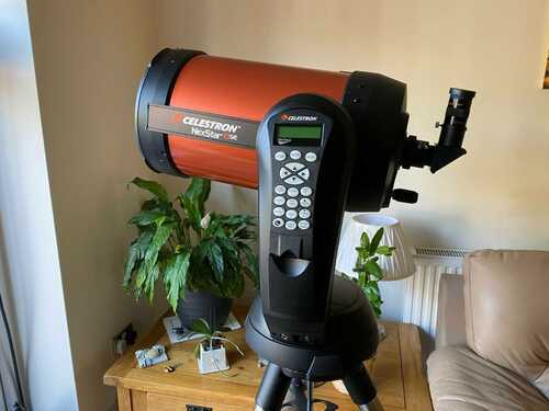 CELESTRON  NEXSTAR 8SE COMPUTERISED TELESCOPE 11069 FULLY AUTOMATED GO TO MOUNT