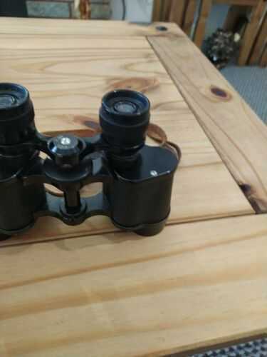 A Vintage Pair Of 8 X 25 Binoculars Great Condition