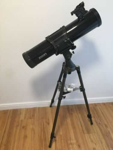 Jessops TA1100-102 Reflector Telescope with Tripod and Red Dot Finder