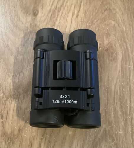 Small Pair Of 8 x 21 Pocket 126: x 1000m Binoculars With Case. Bird Watching.