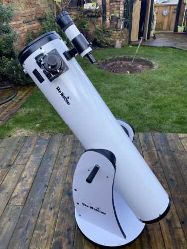 Sky-Watcher E007311 Skyliner 200P Dobsonian Telescope