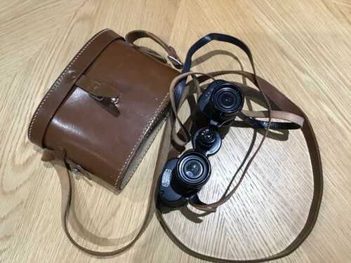 Binoculars 8 x 26 Broadhurst Clarkson with leather case.