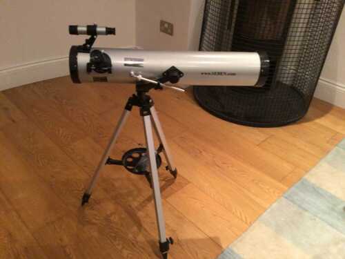 SEBEN 700mm Focal Length REFLECTOR TELESCOPE Model 76700 Diameter:76mm Astronomy