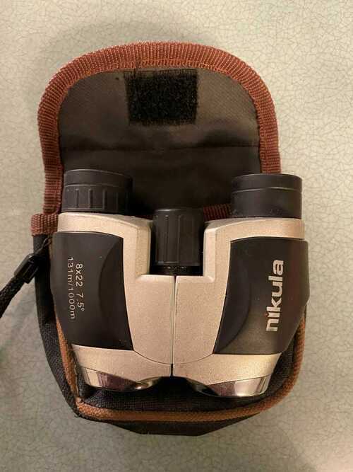 Nikula 8X22 131/1000m Compact Binoculars With Case As Pictured