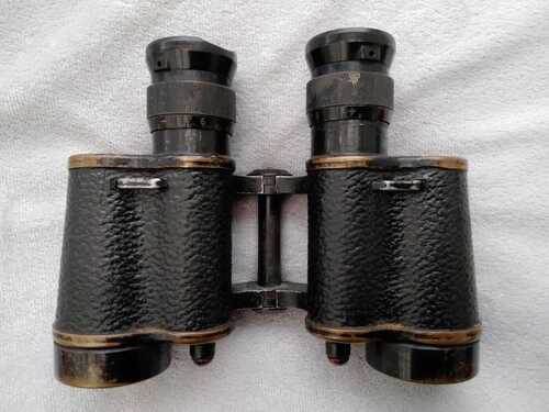 Taylor Hobson 1943 binoculars no:2, mk 111, 6x mag, worn but good for age.