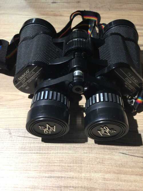 Tasco - Zip Focus Binoculars - 7 x - 21 x 40 Zoom with Case