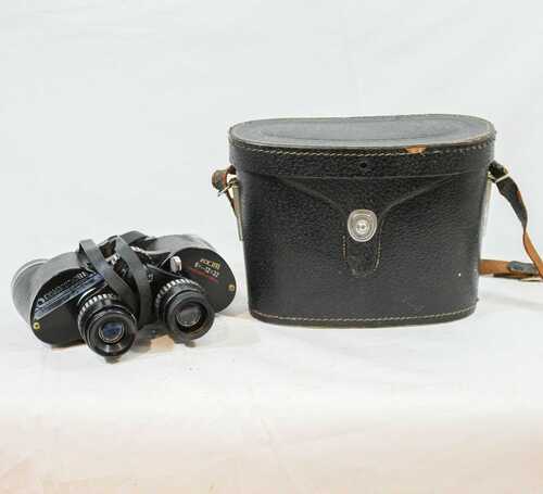 VINTAGE COMMODORE ZOOM 6 X 12 X 32  BINOCULARS WITH CASE