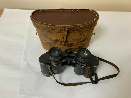 Vintage Wary London Binoculars. Raylite 8x30 no. 78772. With case.