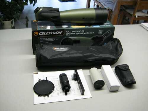 Celestron 52252 Ultima 100 Spotting Scope Angled Refractor x22-66 Zoom EXCELLENT