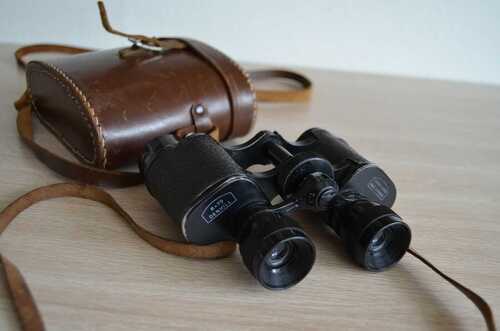 Denhill 8x25 coated lenses binoculars. Leather case + straps. Good+