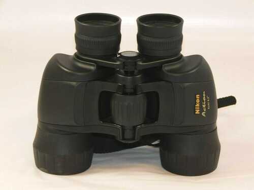 Nikon Action 8x40 8.2 Binoculars with Carry Strap No Case 229157 AX VGC