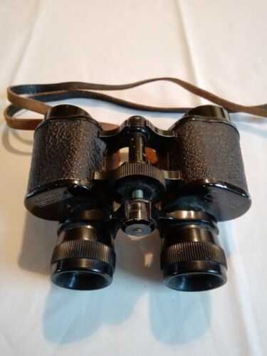 Small Binoculars Tonnelle of Paris and London. 8 x 32. ...v.g.c. no case.