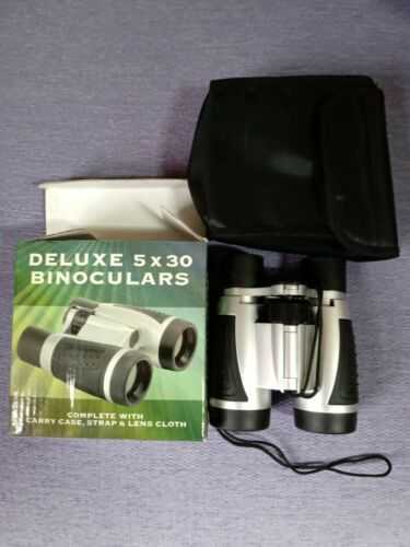 BINOCULARS DELUXE 5 x 30  Excellent condition