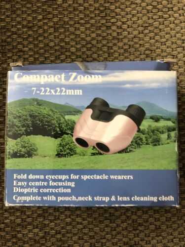 compact zoom binoculars