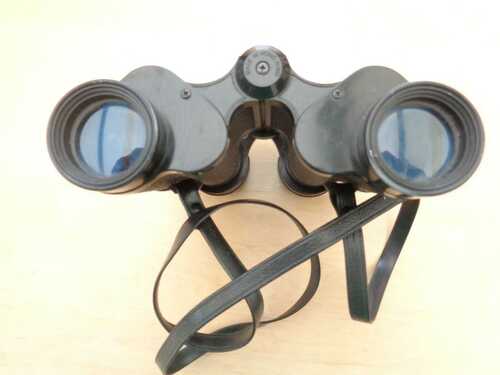 Binoculars with case  (Prinz)