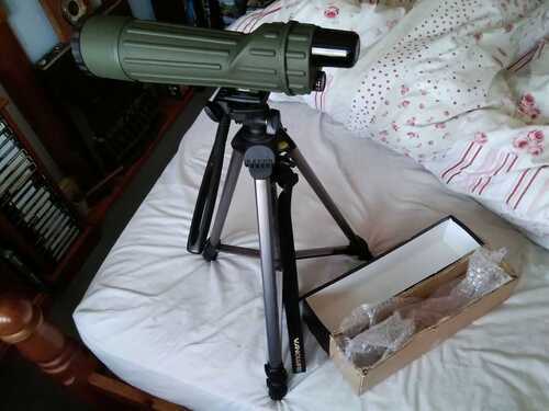 Spotting Scope and Tripod, High Quality Japanese 60mm, 20 x Eyepiece, Excellent