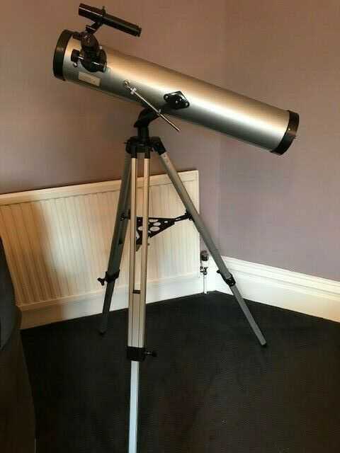 Aluminium Reflector Telescope with Tripod d= 76mm f = 700mm