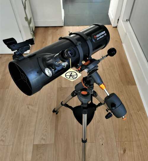 CELESTRON ASTROMASTER 130EQ Telescope - GOOD CONDITION