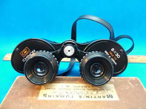 Vintage Chinon 8 x 30 Field Binoculars and Case. Very Good - Work Well.