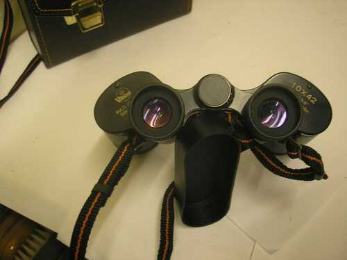 Viking Multi Coated Optics 10 x 42 Binoculars  Cased