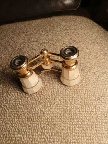 Vintage Mother Of Pearl Perl Opera Binoculars