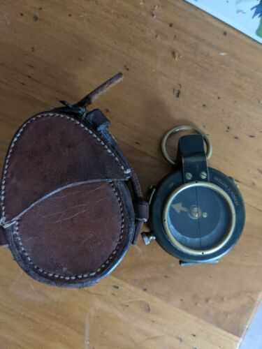 1917 WW1 Military Field Compass Vintage Antique