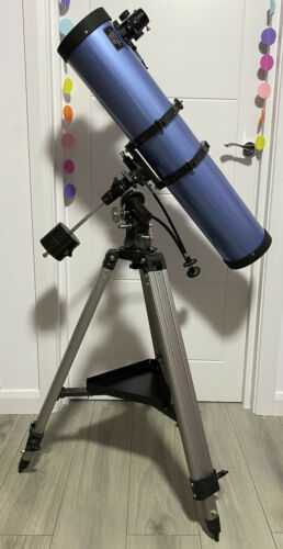 Sky-Watcher 130mm/900mm motorised telescope on EQ2 mount. Finder scope +3 lenses