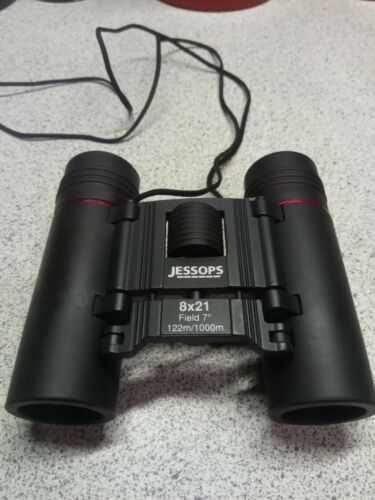 Jessops 8 X 21 Field 7.0 122m/1000m Binoculars