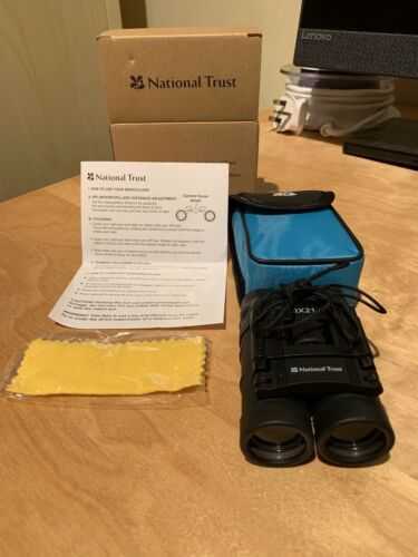 National Trust Pocket Binoculars (8 x 21) pocket size - Brand New