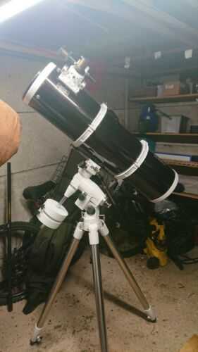 Skywatcher Explorer 200p Telescope and EQ5 Mount + Accessories