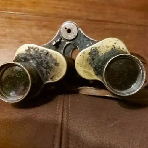 Baush and Lomb Army  WW 1 2 military Binoculars and case Rochester New York USA