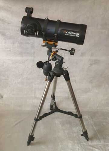 CELESTRON ASTROMASTER 114 TELESCOPE