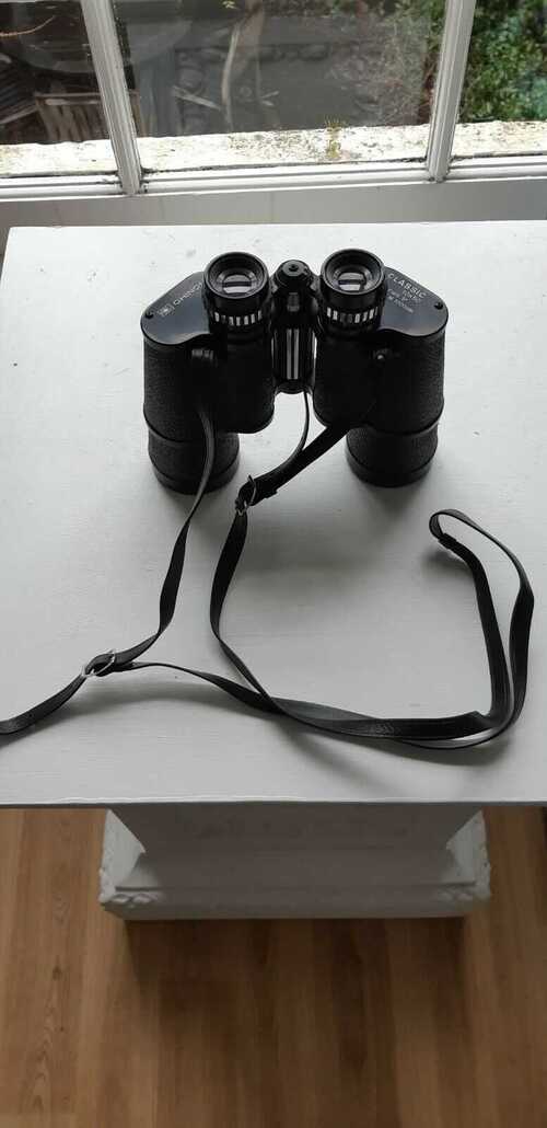 Chinon binoculars Classic 10x50 field 5 -262ft at 1000yds