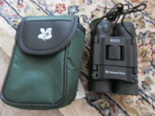 National Trust 8 x 21 pocket binoculars with case