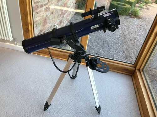 Meade Quasar DS - 114 Reflector Telescope with Meade Autostar Control System