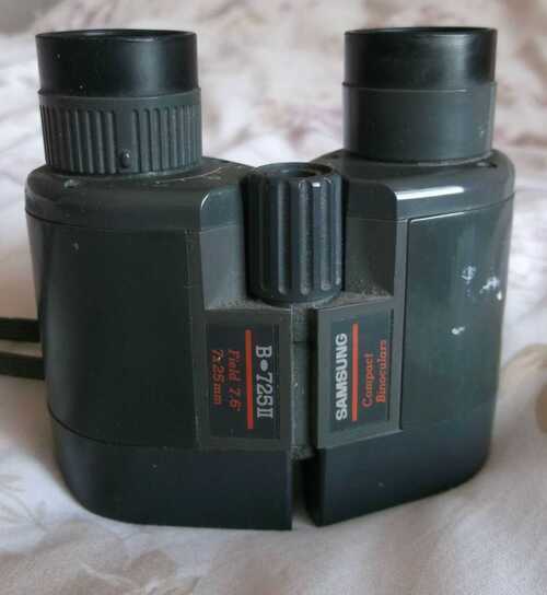 Vintage SAMSUNG Compact Binoculars B.725 11Field 7.6  - 7x25mm no case