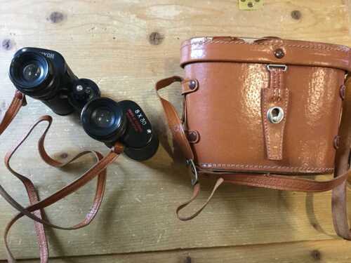 VINTAGE TOHYOH No.P7-7890 8 x 30 BINOCULARS IN CASE