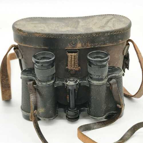 VINTAGE / ANTIQUE CARL ZEISS JENA MILITARY BROAD ARROW SET BINOCULARS