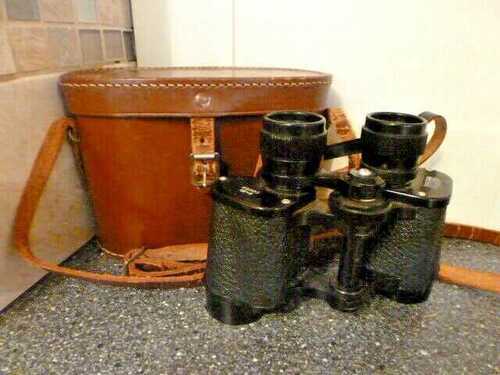 VINTAGE AQUILUS 8 x 30 COATED BINOCULARS WITH LEATHER CASE