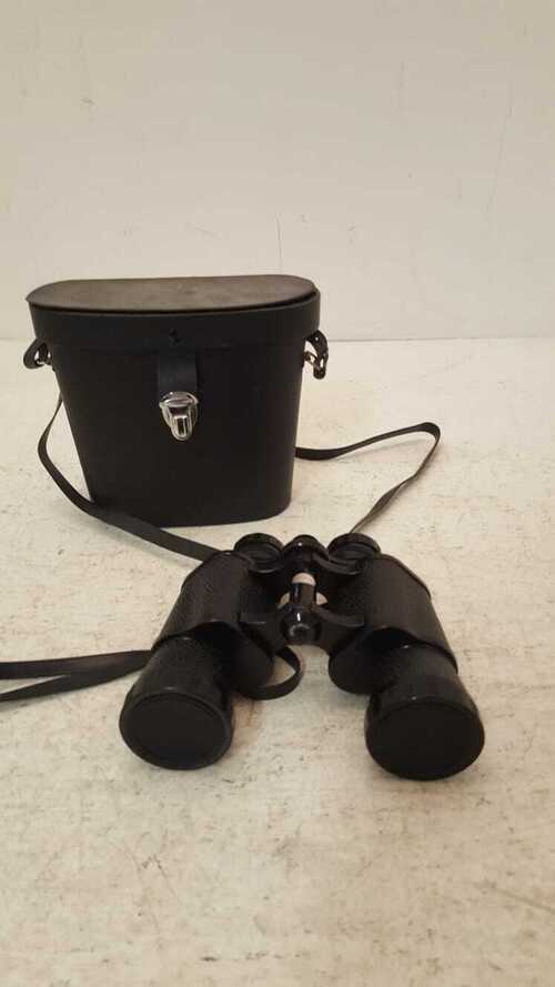 Co-Optics 8 X 40 Binoculars With Case Used Good Condition (Y1)