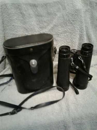 Vintage Pair Of Banoculars By Chinon 10x40