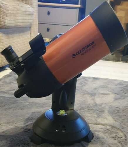 Celestron NexStar 4SE Computerised Telescope (11049)