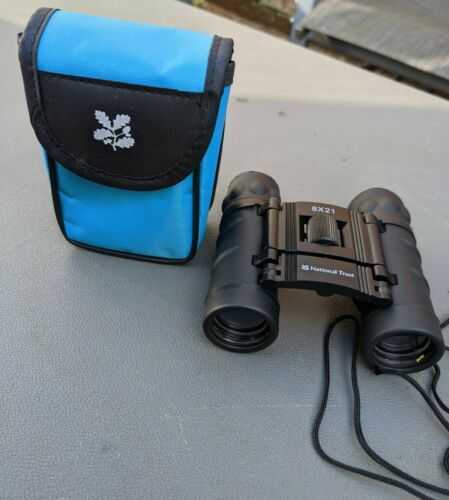 National Trust Binoculars 8 X 21 Blue Carry Case