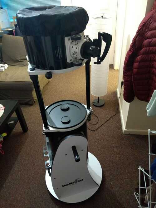 Skywatcher Skyliner 250PX Flextube Dobsonian Telescope